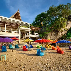 The Point Beach-front Balangan Affittacamere