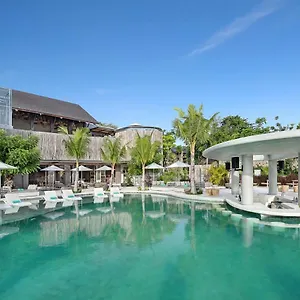  Villa Cross Bali Breakers