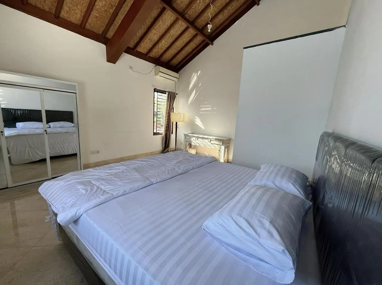 White Pillow Villa Jimbaran  Indonesia
